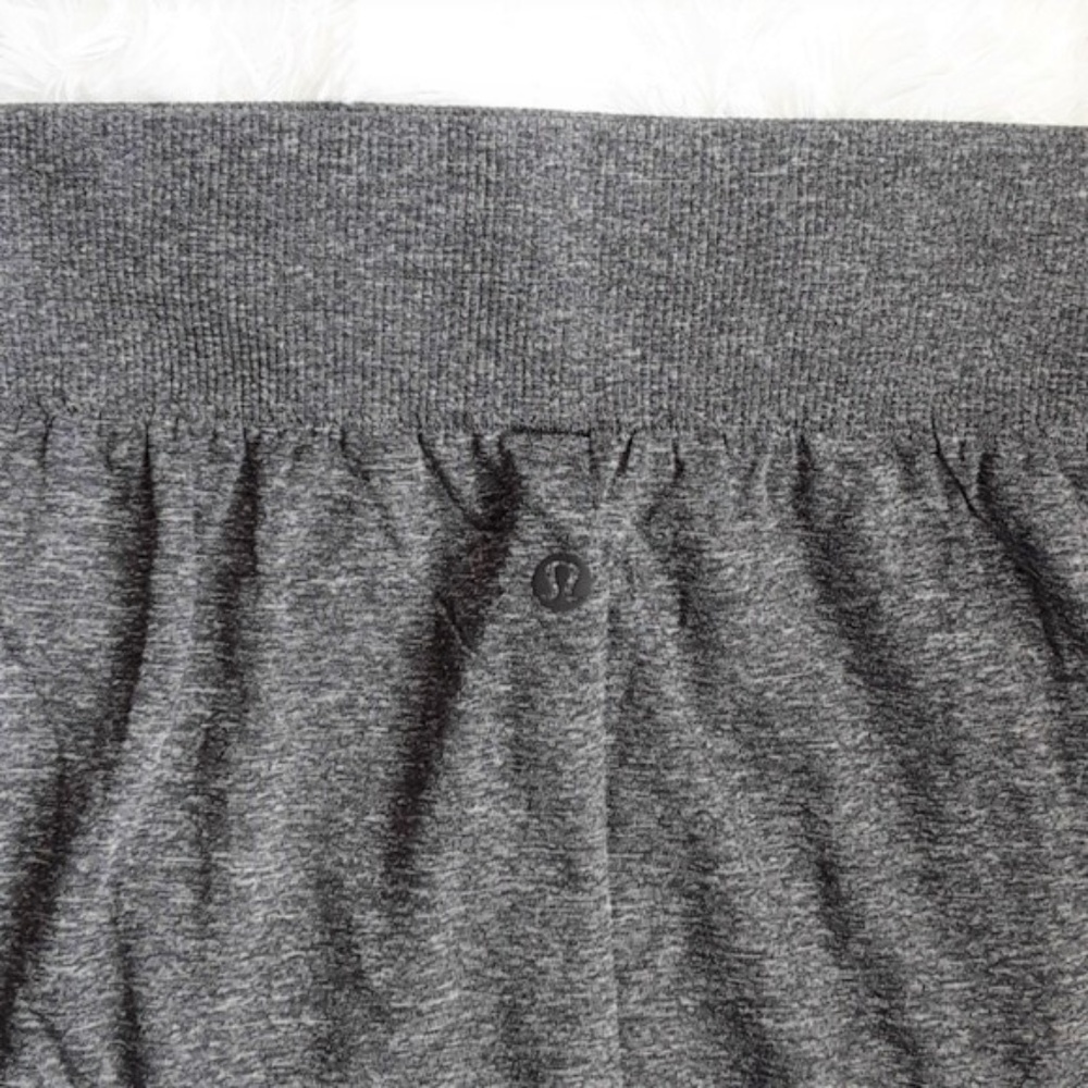 [SOLD] NWT lululemon Boulevard Bliss Skirt Sz 6 - Picture 8 of 8